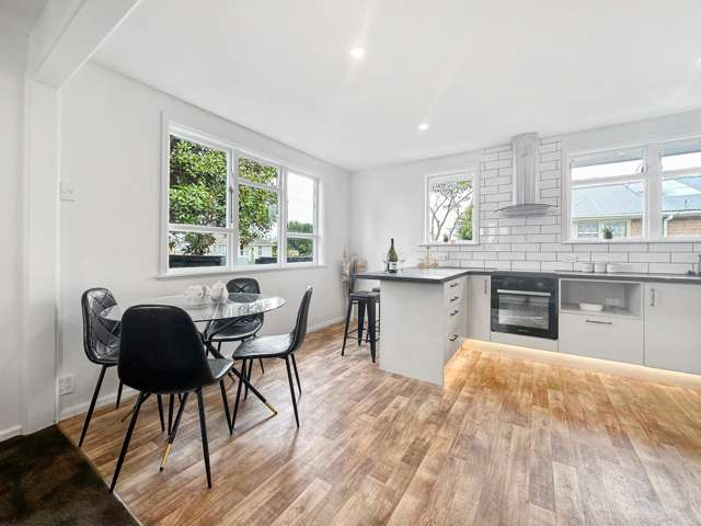 39 Uxbridge Street Redwood_3