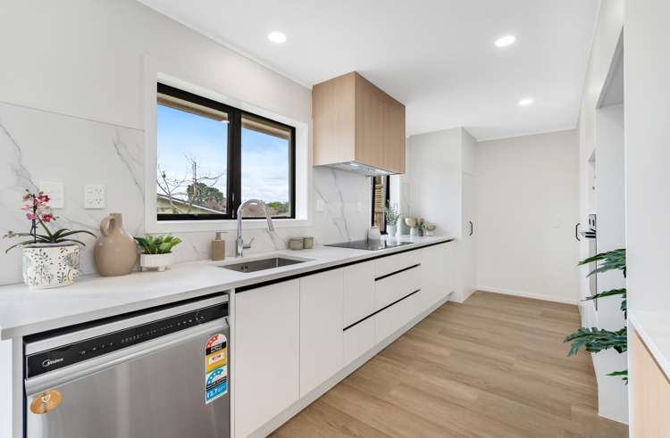 1/21 Roysfield Lane Sunnyhills_14