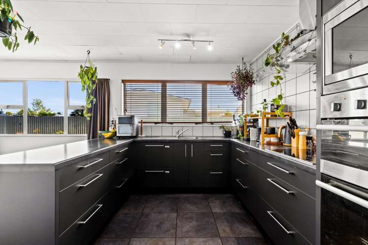 808 Ferguson Street Akina_2