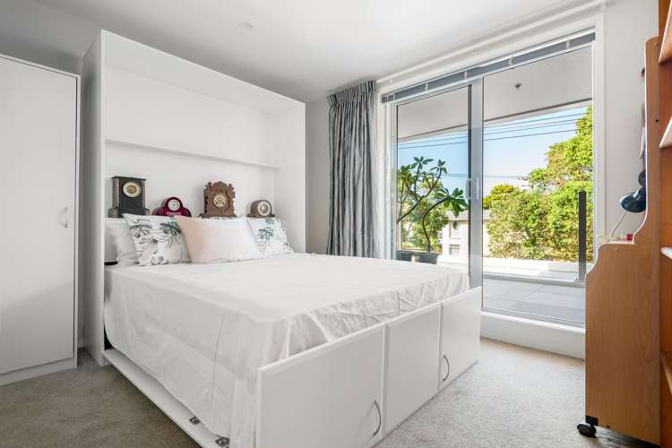 104/25 Bute Road_2