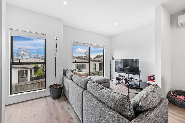 6/107 Hobsonville Road West Harbour_7
