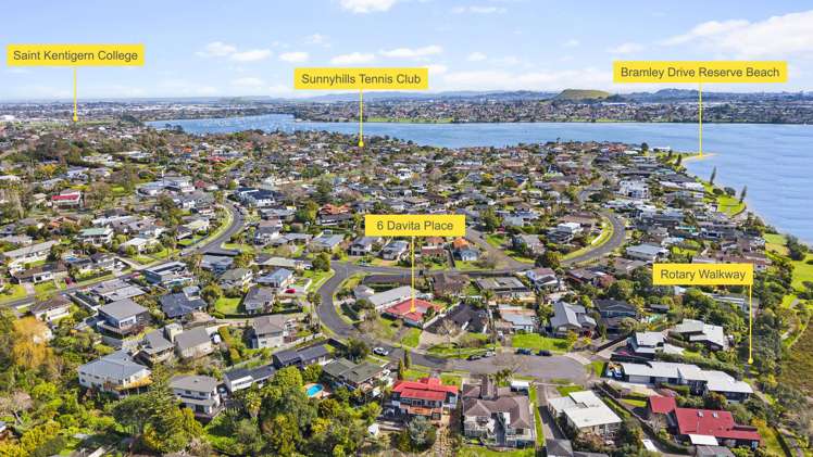 6 Davita Place Farm Cove_17