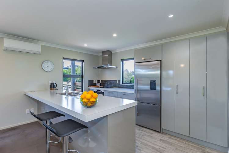 7 Grefor Lane Waitarere_4