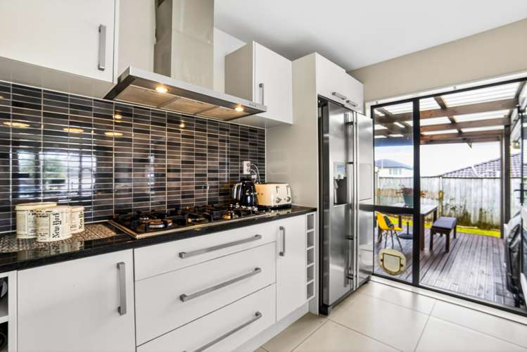 94 Keri Vista Rise Papakura_6