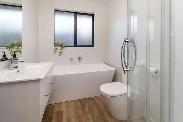 24 Halpin Drive Lincoln_11