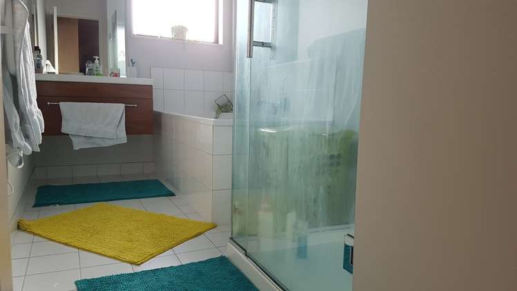 10 Lomas Way Albany_14