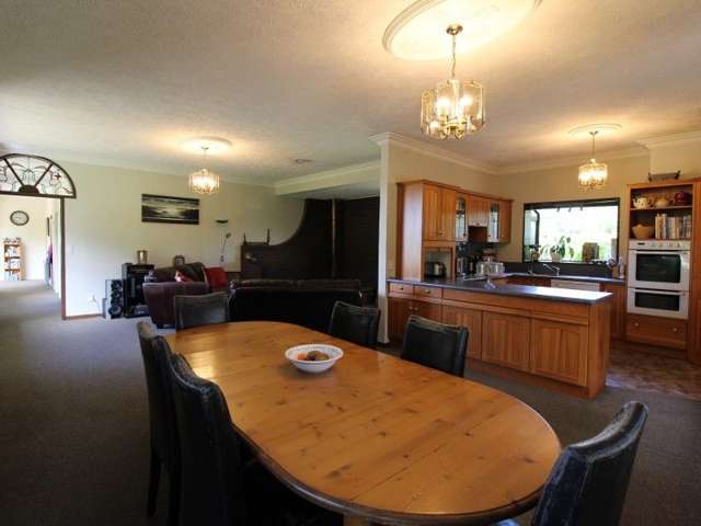 15 Toogood Road Winton Surrounds_2