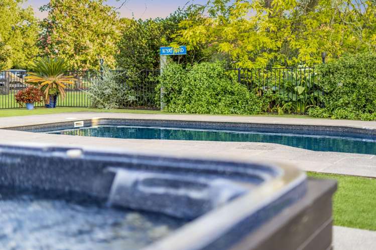 16 Langford Place Dairy Flat_24