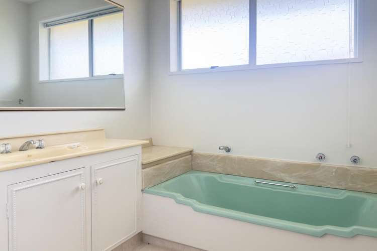 4 Hawkswood Place Avonhead_11