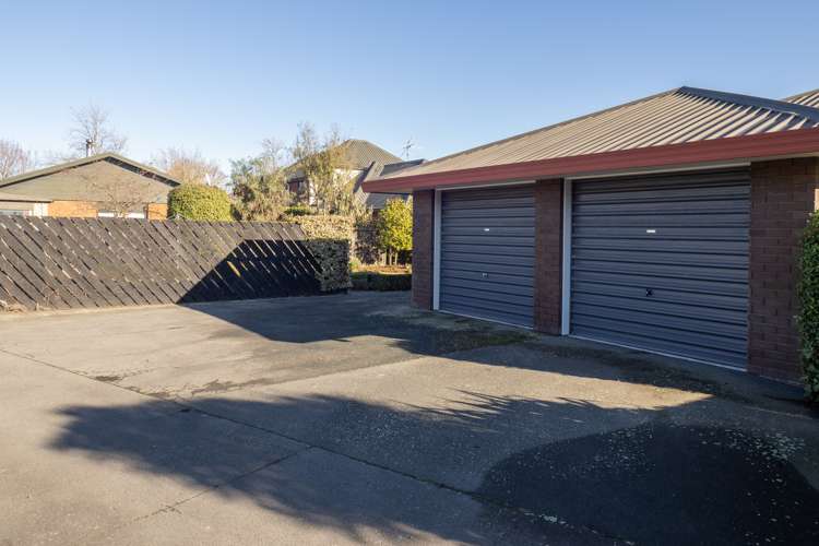 34 Pages Road Allenton_20