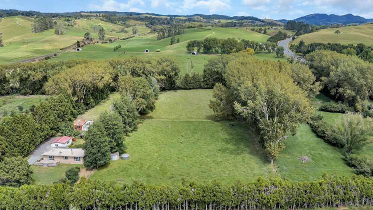 1344 State Highway 1 Hikurangi_41