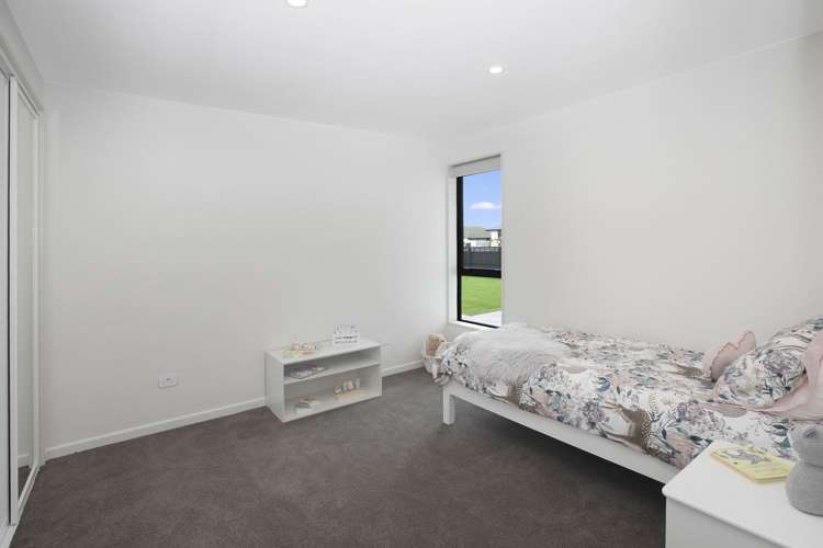 22 Kingsbridge Drive Burwood_9