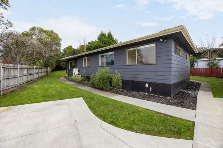 7 Eliot Place Leamington_20