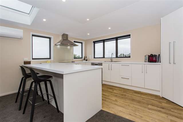 1/23 Main Road Redcliffs_2