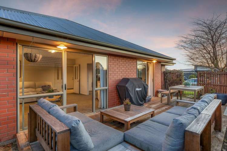 4 Gwen Place Redwood_16