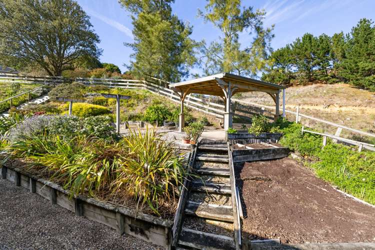 84 Highbrook Way Whatawhata_27