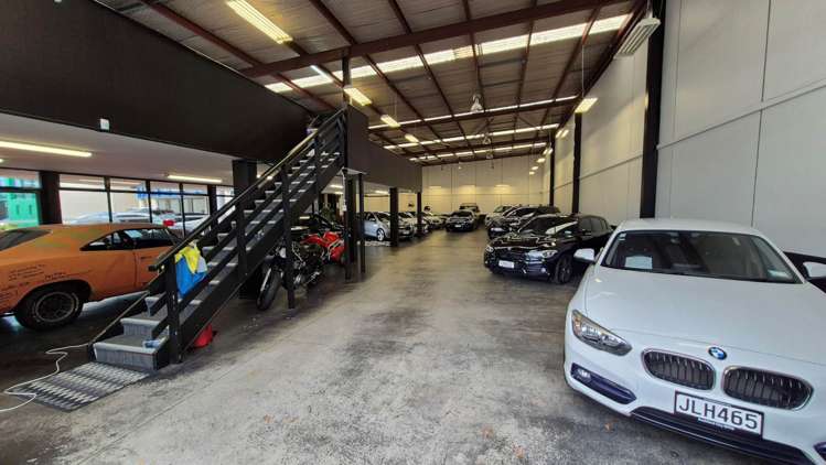 Unit D/4-6 Link Drive Wairau Valley_1