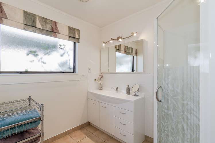 30 Perry Crescent Greenmeadows_10