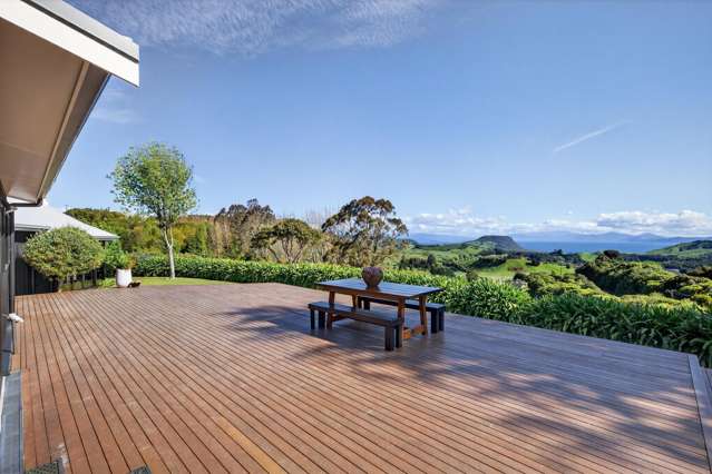 1080 Mapara Road Whakaipo Bay_4