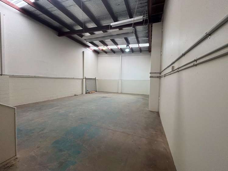 Unit 1, 65 Nelson Street Petone_8
