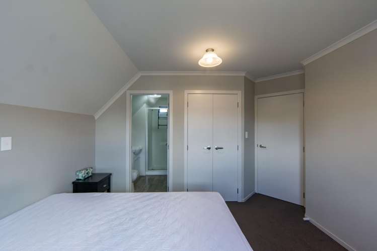 32M Abbotsford Street Hamilton Central_8