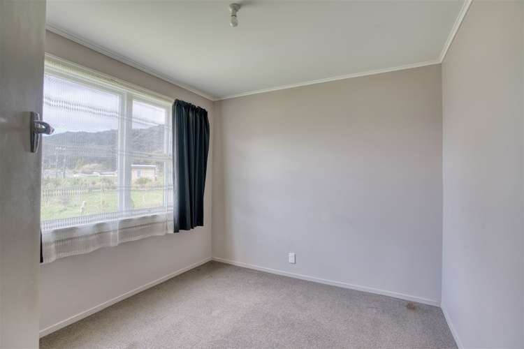 16 Wanganui Flat Road Harihari_5
