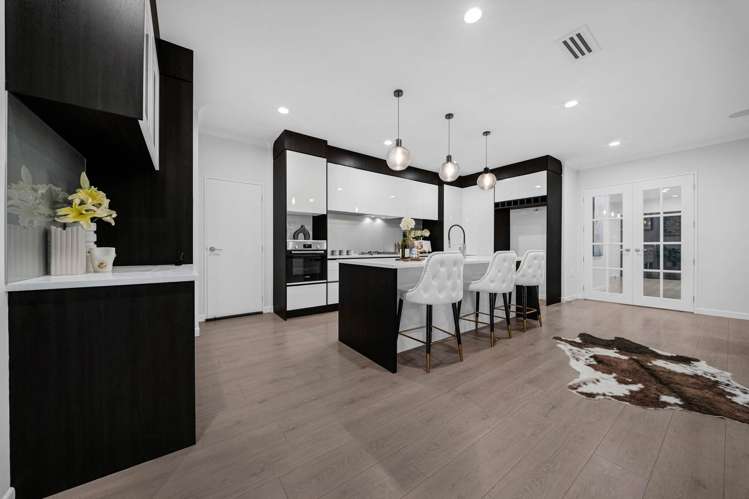 19 Dungloe Avenue Flat Bush_8