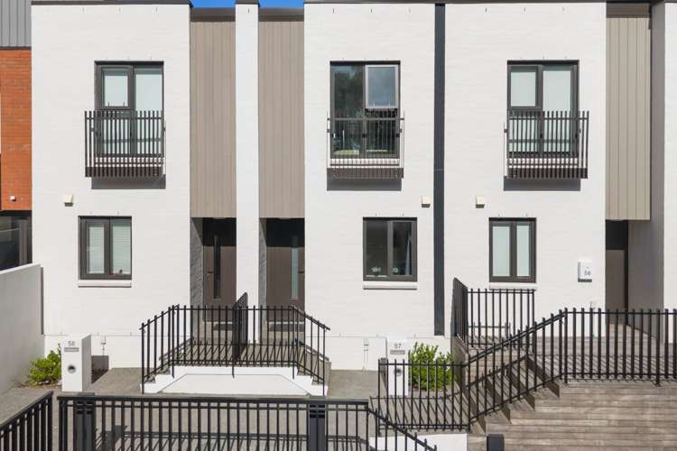 57/666B Great South Road Ellerslie_2