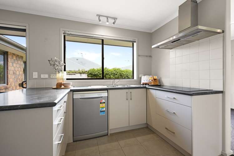 37 Thomas Road Huntington_5