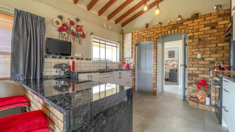 14 Peria Road Matamata_5