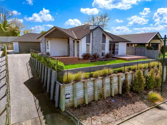MORTGAGEE AUCTION - Space for the Whole Family
