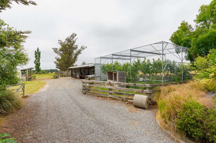 132 Round Hill Road Loburn_17