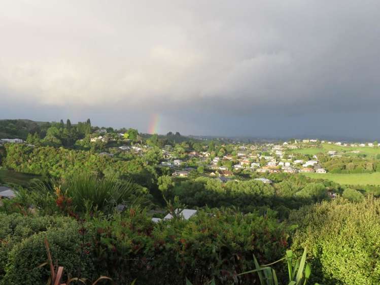 7 Aurora Avenue Welcome Bay_15