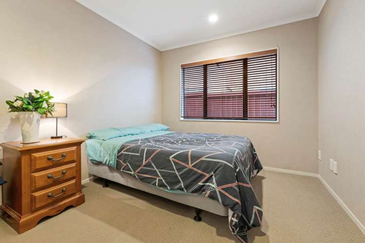 12 Karson Place Flat Bush_11
