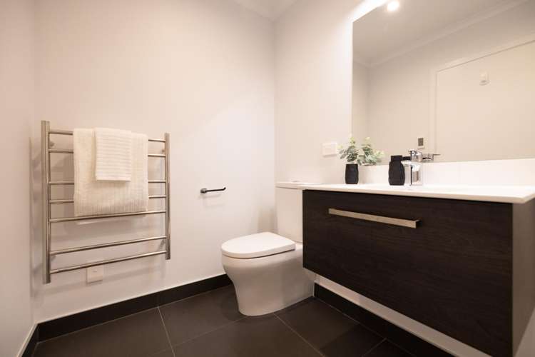 10 Alexander Willis Crescent Hobsonville_18