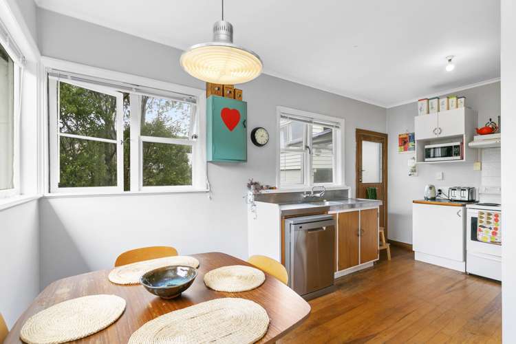 13 Aplin Terrace Ngaio_5