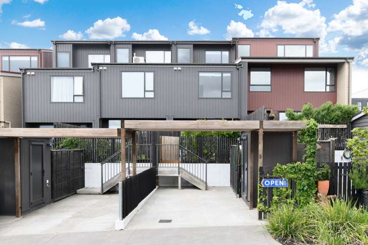 16 Hobsonville Point Road Hobsonville_21