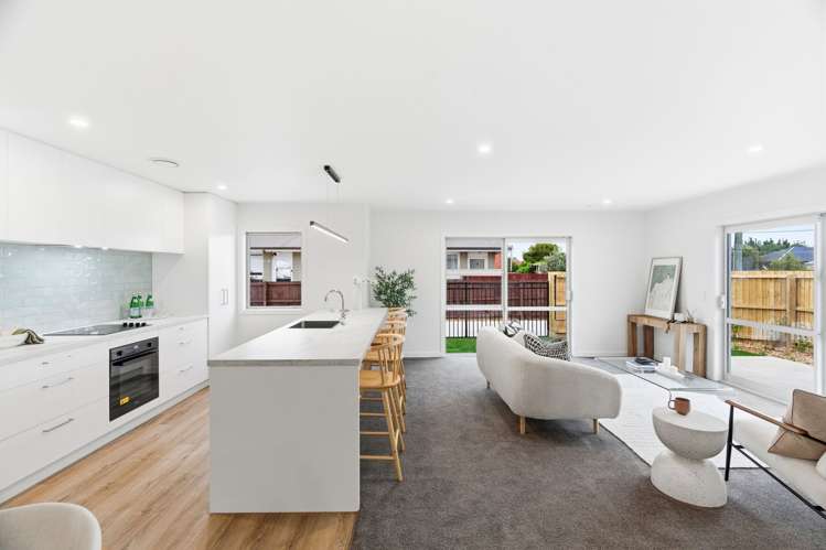 2/28 Wellington Street Linwood_4