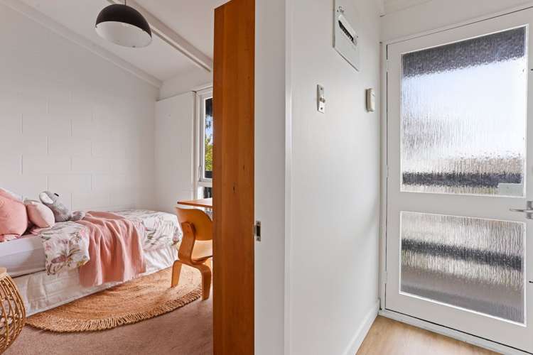 7 /25 Winchester Street Merivale_10