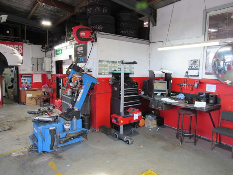 136 South Road Spotswood_6