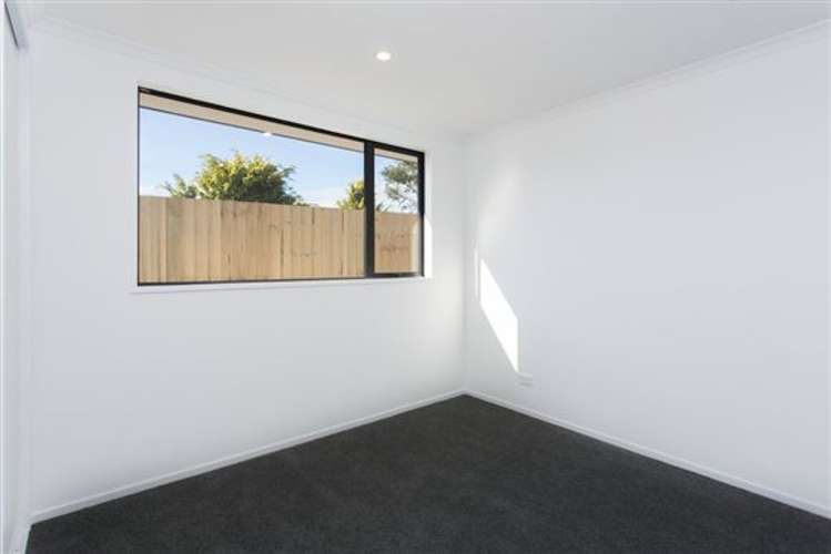 68b Travis Road Burwood_8