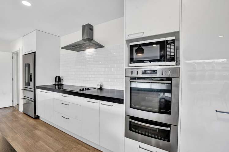 12e Takiroa Street Urenui_6