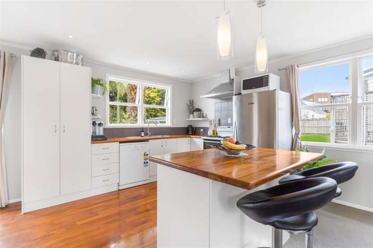 253 Rangatira Road Beach Haven_21