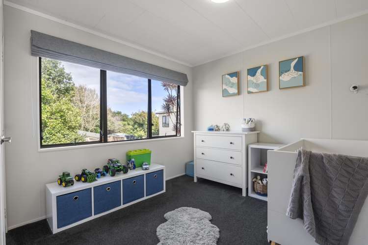 8 Leaming Place Clarks Beach_9