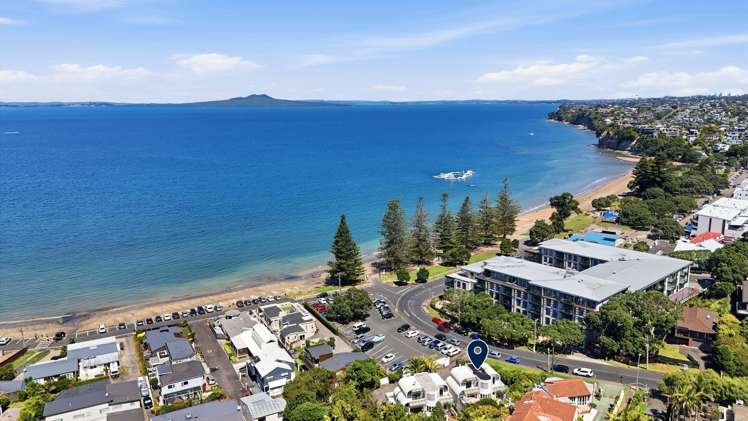 1/1 Valley Road Browns Bay_27