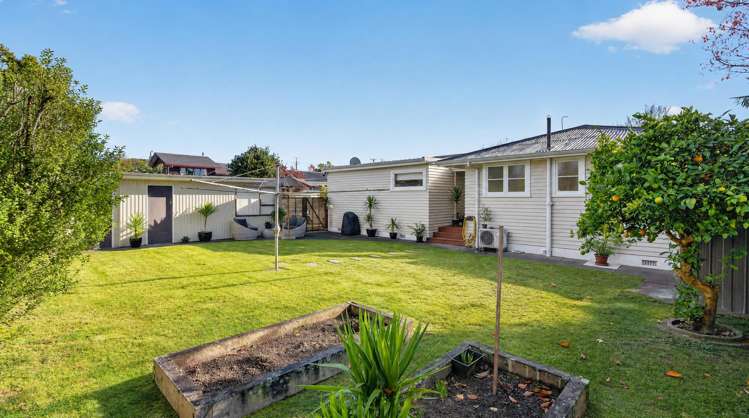 1 Miro Street Masterton_23