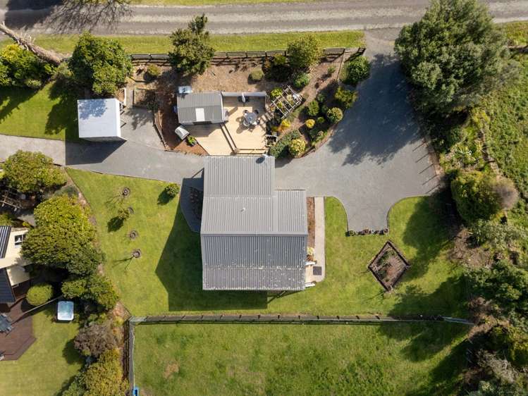 461E Minden Road Minden_40