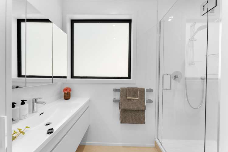 2/162 Gowing Drive Meadowbank_9