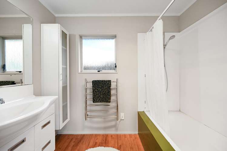 33 Exeter Street Glenview_11