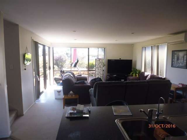 69 Isabella Drive Pukekohe_4